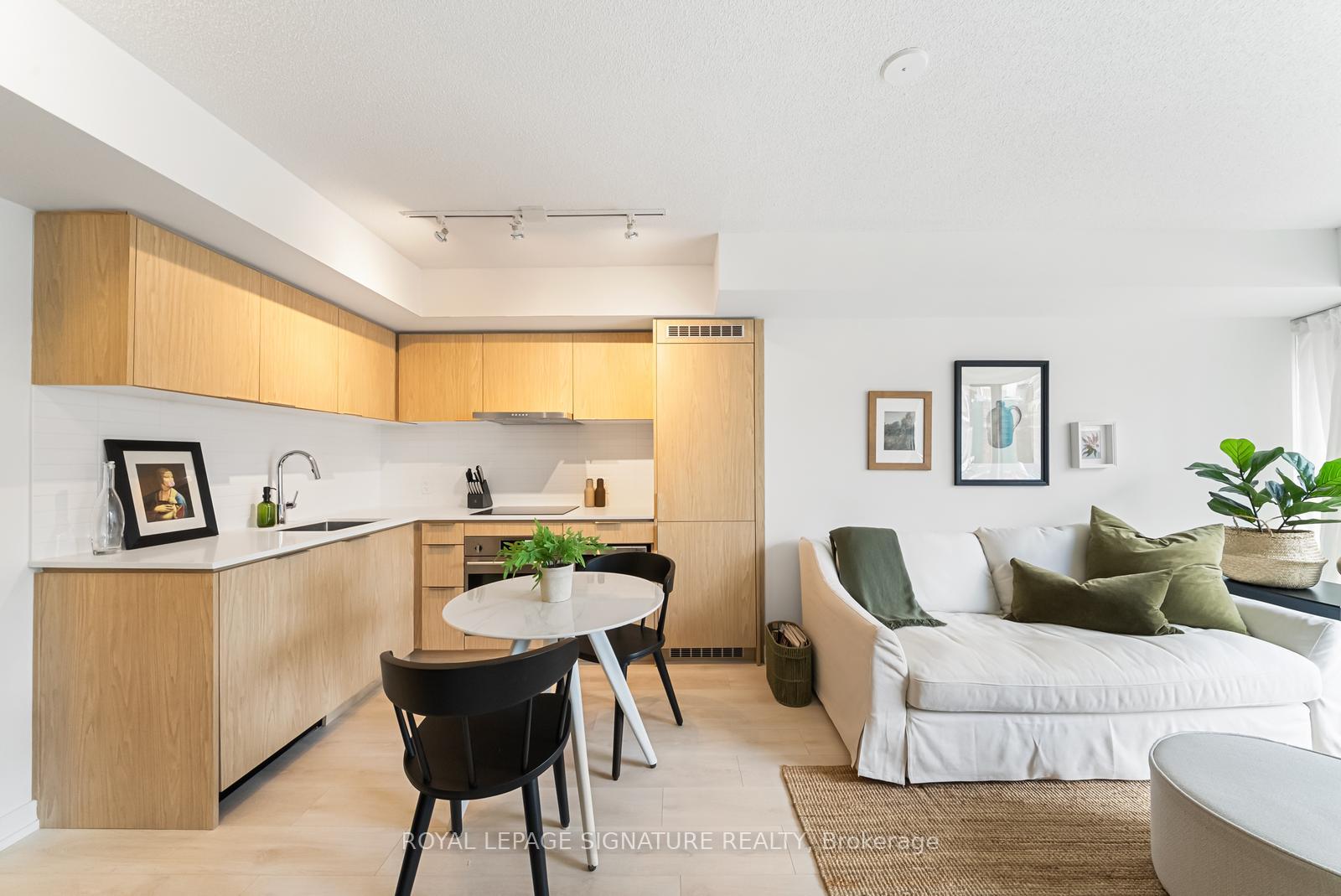 60-shuter-street-toronto-ontario-c13046486