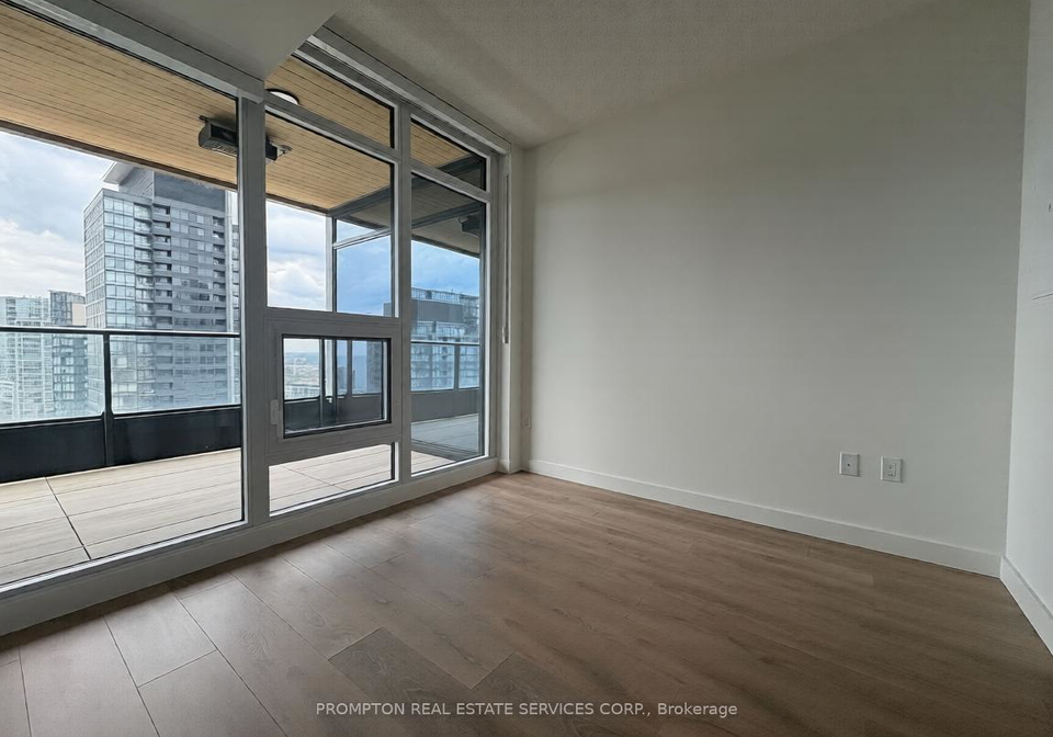 3-concord-cityplace-way-toronto-ontario-c13046550