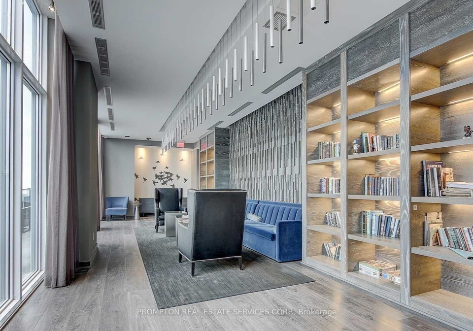 1080-bay-street-toronto-ontario-c13046554