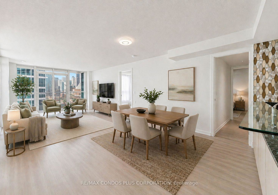 208-queens-quay-w-toronto-ontario-c13046622