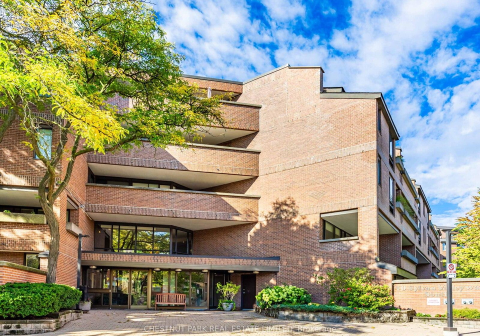 40-sylvan-valleyway-toronto-ontario-c13046682