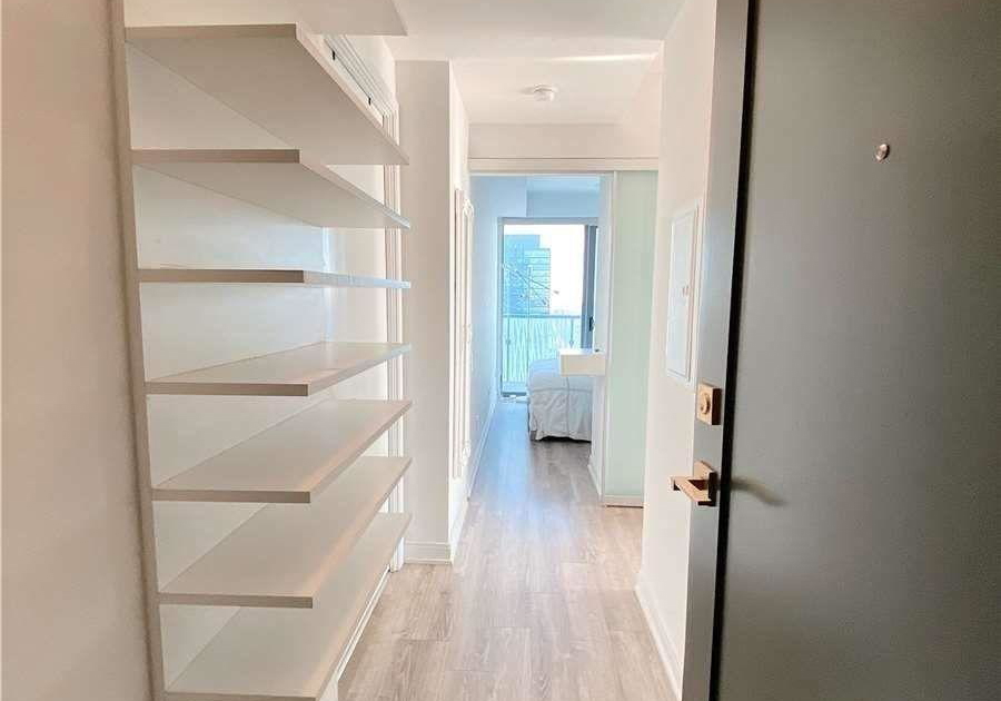 50-charles-street-e-toronto-ontario-c13046698