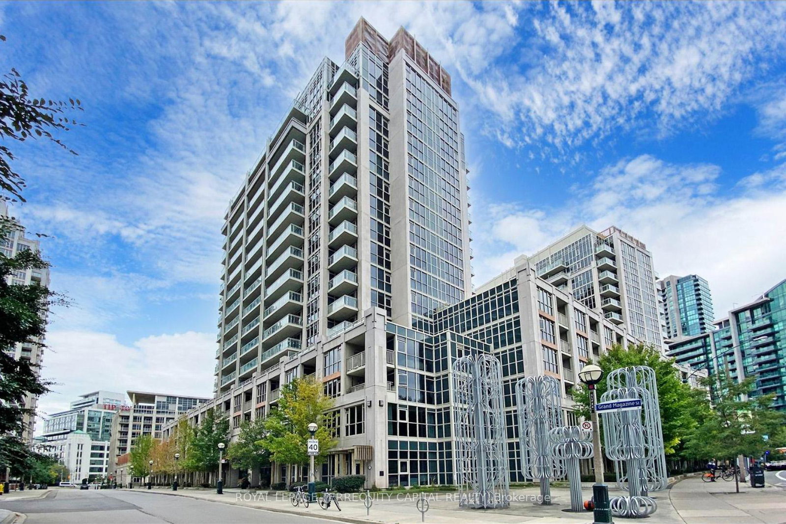 38-grand-magazine-street-toronto-ontario-c13046794