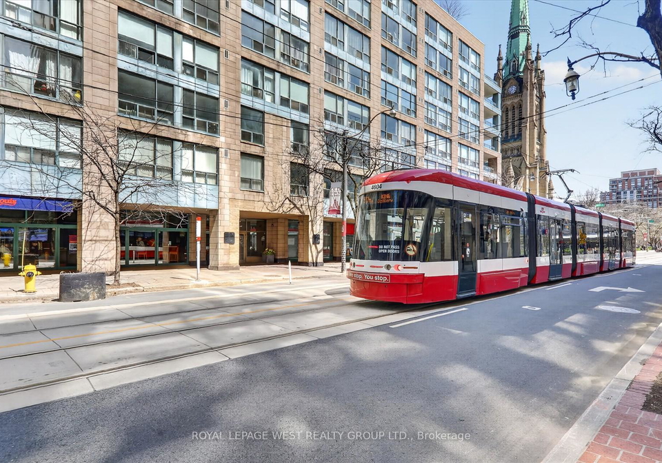 92-king-street-e-toronto-ontario-c13046816