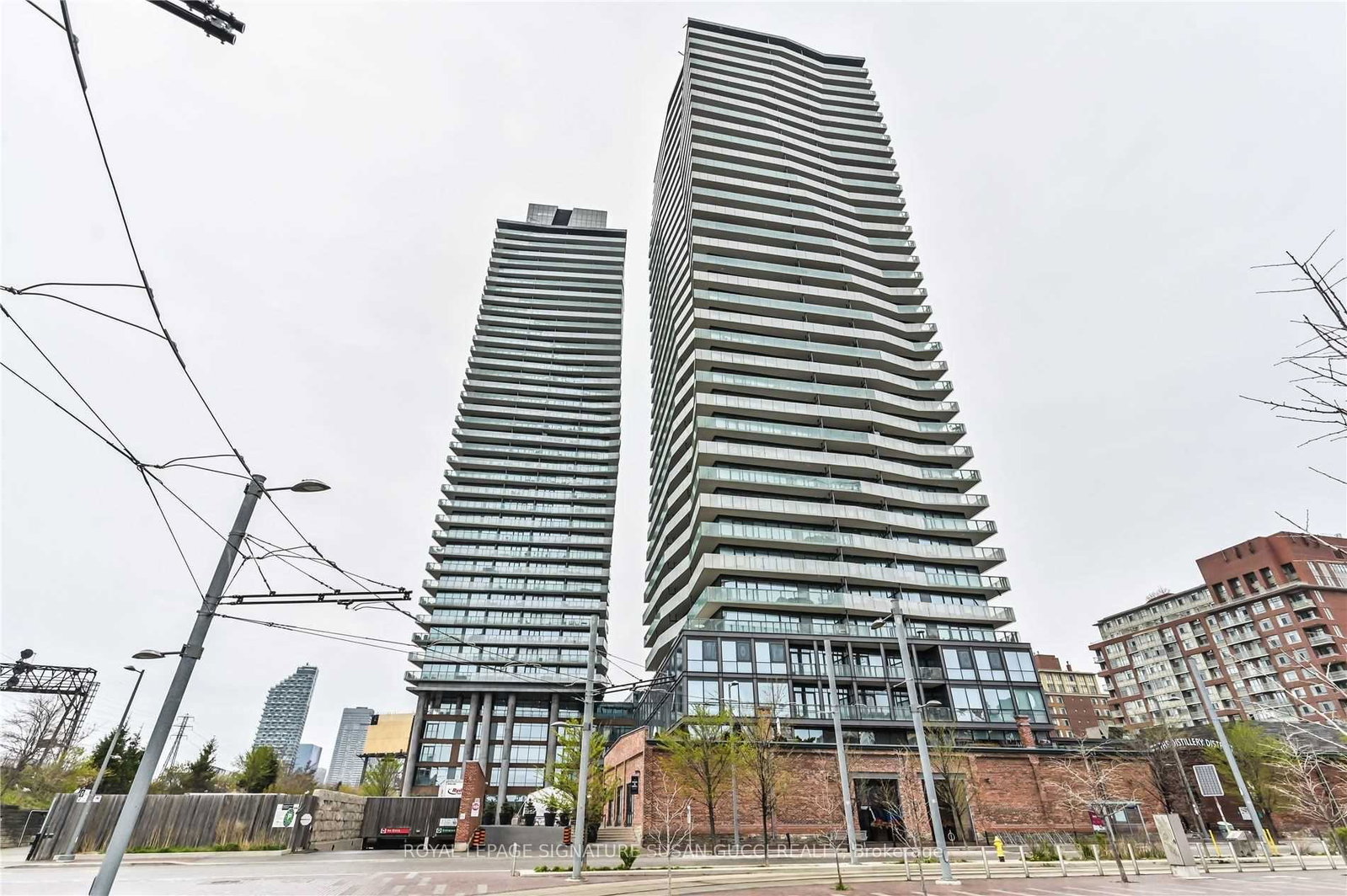 70-distillery-lane-toronto-ontario-c13047424