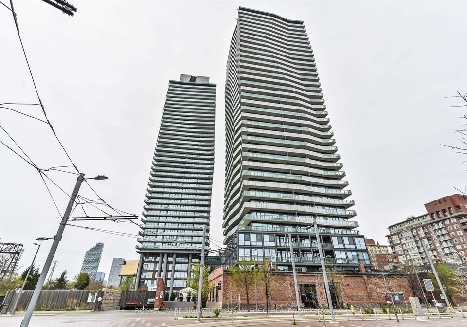 70-distillery-lane-toronto-ontario-c13047424