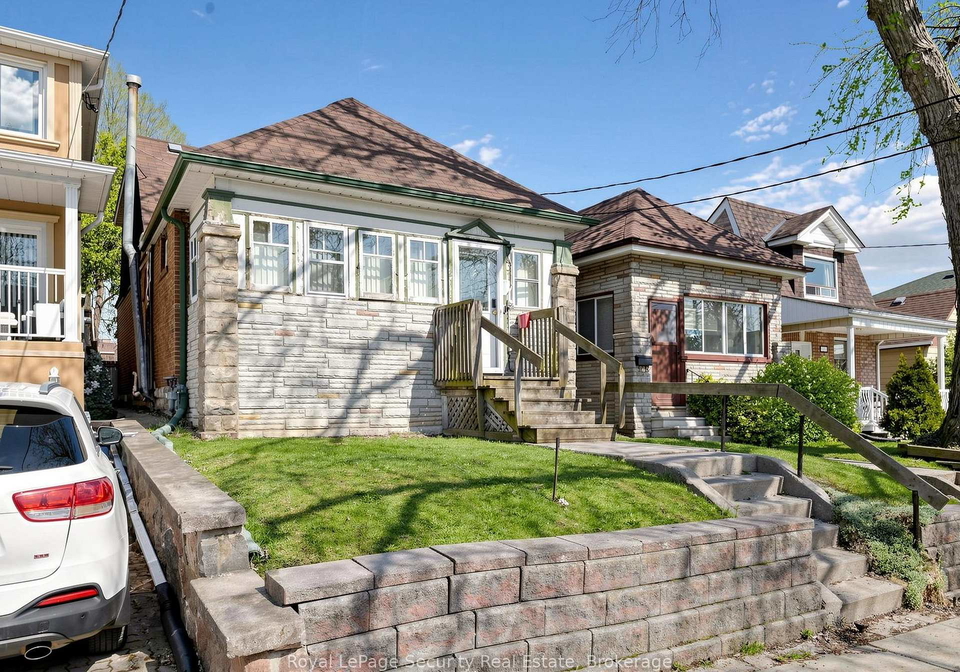 31-blandford-street-toronto-ontario-c13047612