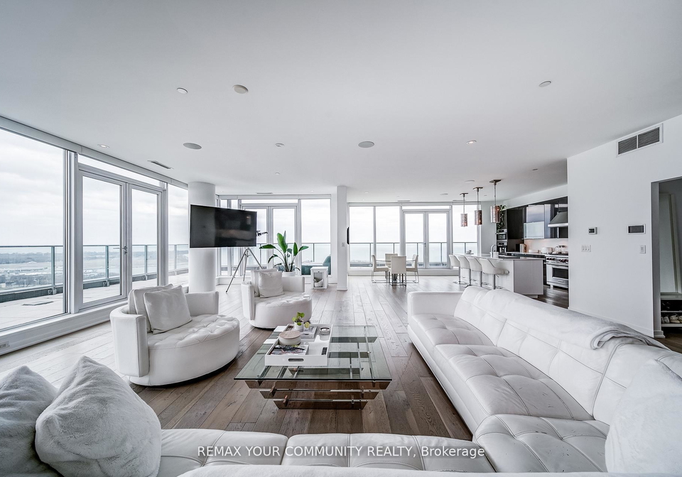 150-east-liberty-street-toronto-ontario-c13047682