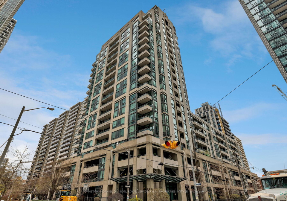 88-broadway-avenue-toronto-ontario-c13047910