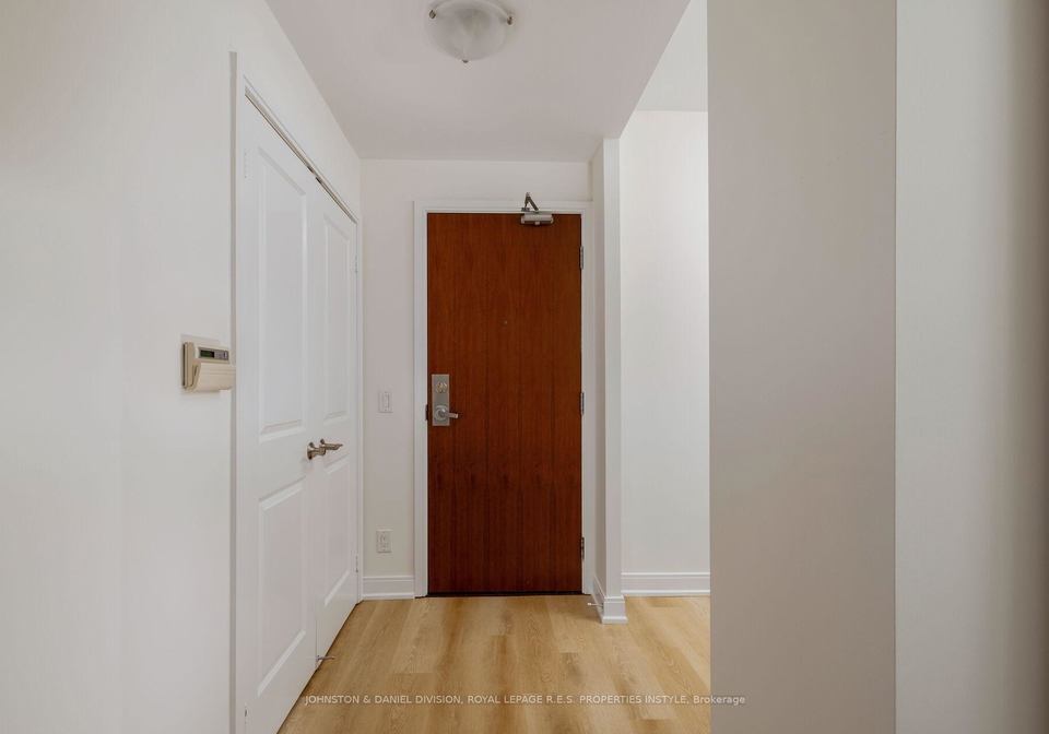 88-broadway-avenue-toronto-ontario-c13047910