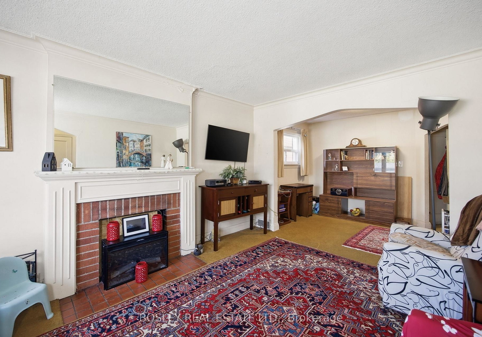 311-laird-drive-east-york-ontario-c13047982