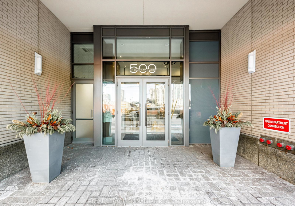 500-st-clair-avenue-w-toronto-ontario-c13048012