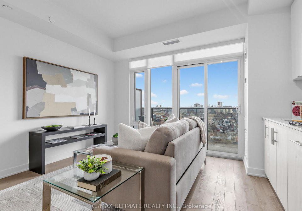 330-richmond-street-w-toronto-ontario-c13048028