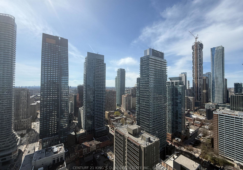 28-wellesley-street-e-toronto-ontario-c13048186