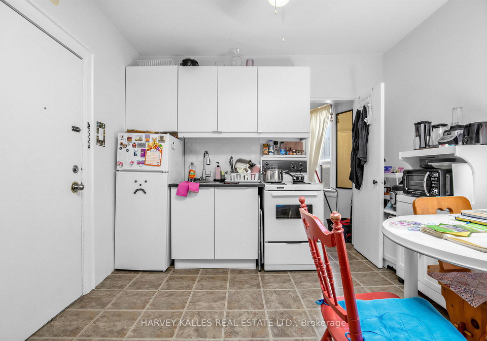 1378-bathurst-street-toronto-ontario-c13048262