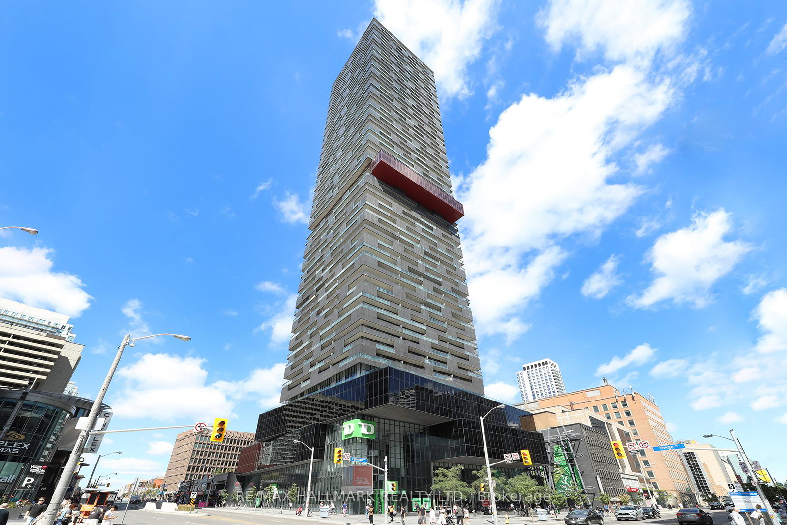 8-eglinton-avenue-e-toronto-ontario-c13048472