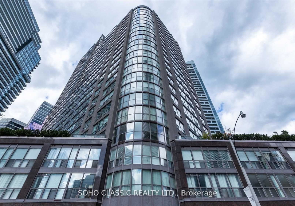 24-wellesley-street-w-toronto-ontario-c13048578
