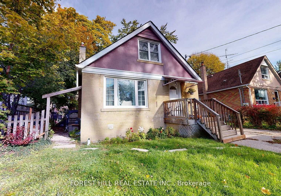 262-poyntz-avenue-toronto-ontario-c13048598