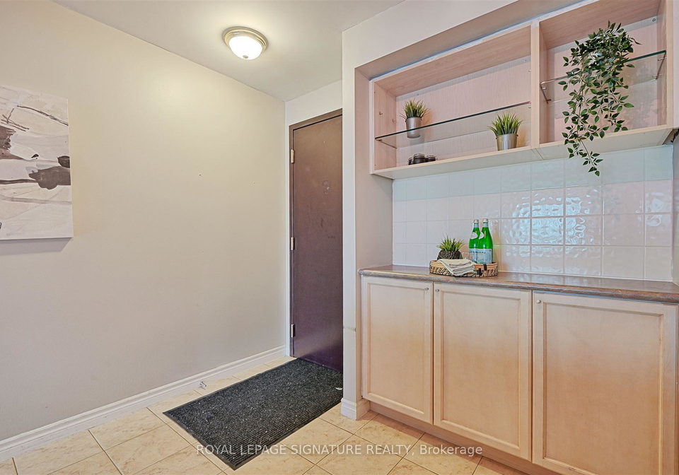 410-queens-quay-w-toronto-ontario-c13048628