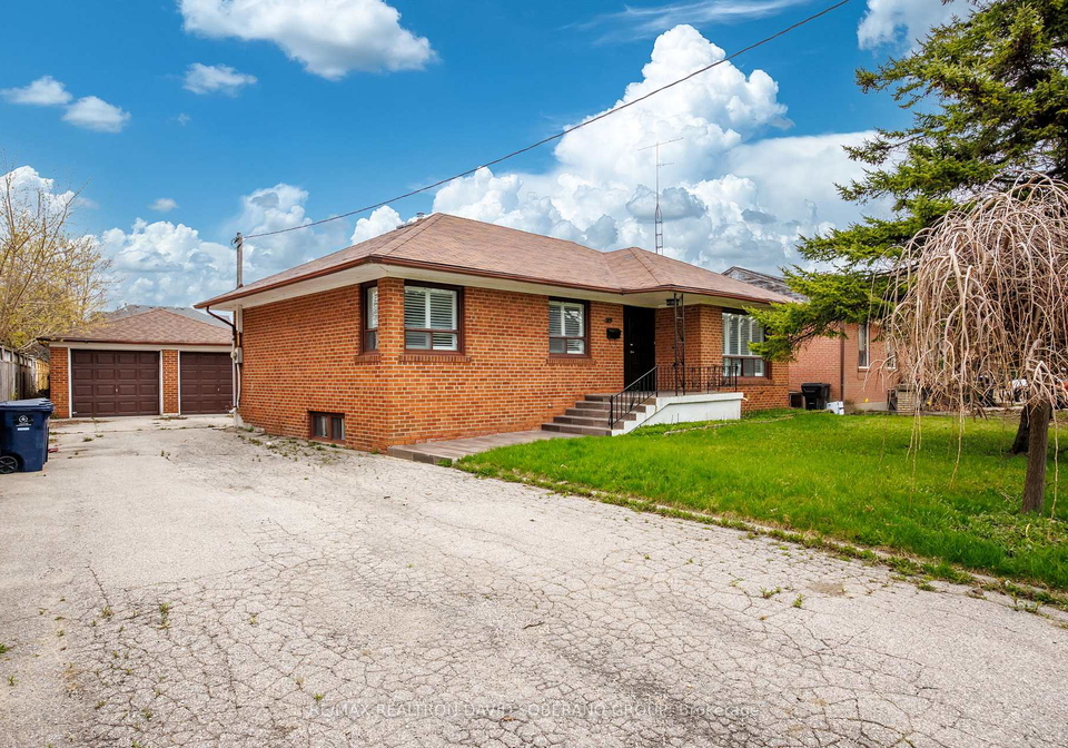 16-faith-avenue-toronto-ontario-c13048688