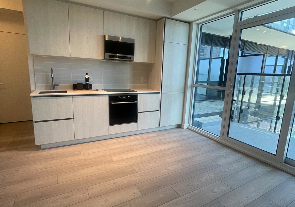 120-broadway-avenue-toronto-ontario-c13048796