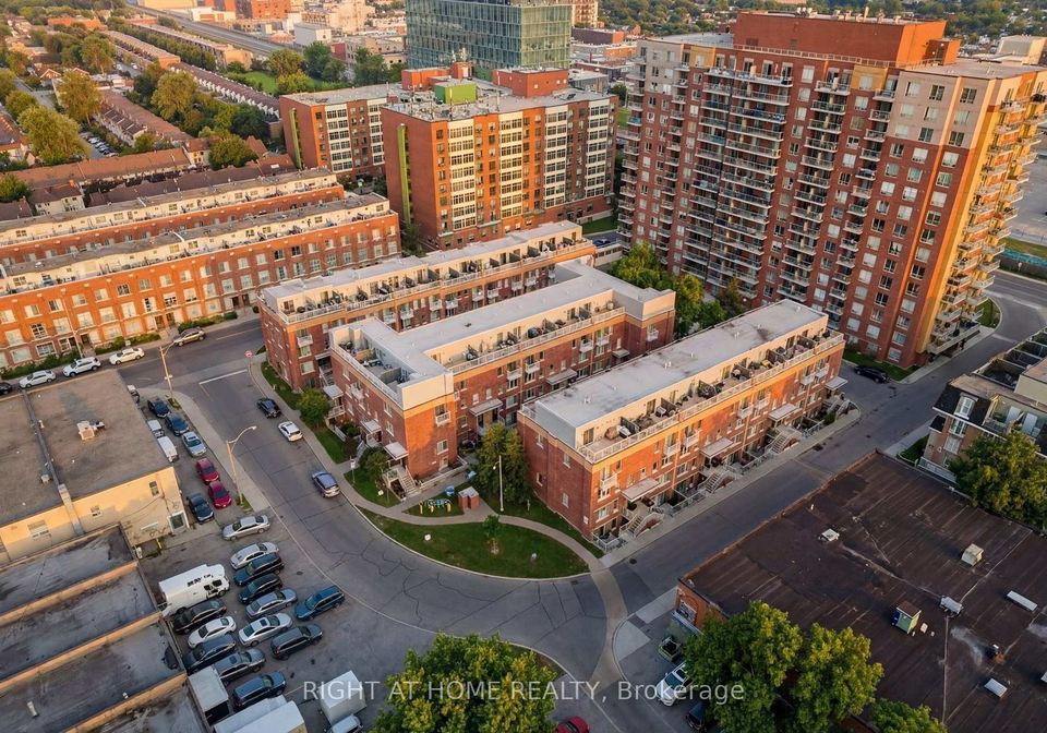 1-ruttan-street-toronto-ontario-c13048990