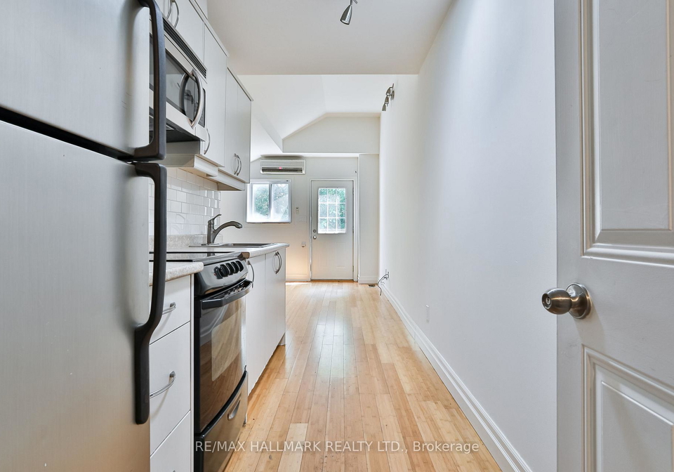 559-parliament-street-toronto-ontario-c13049150