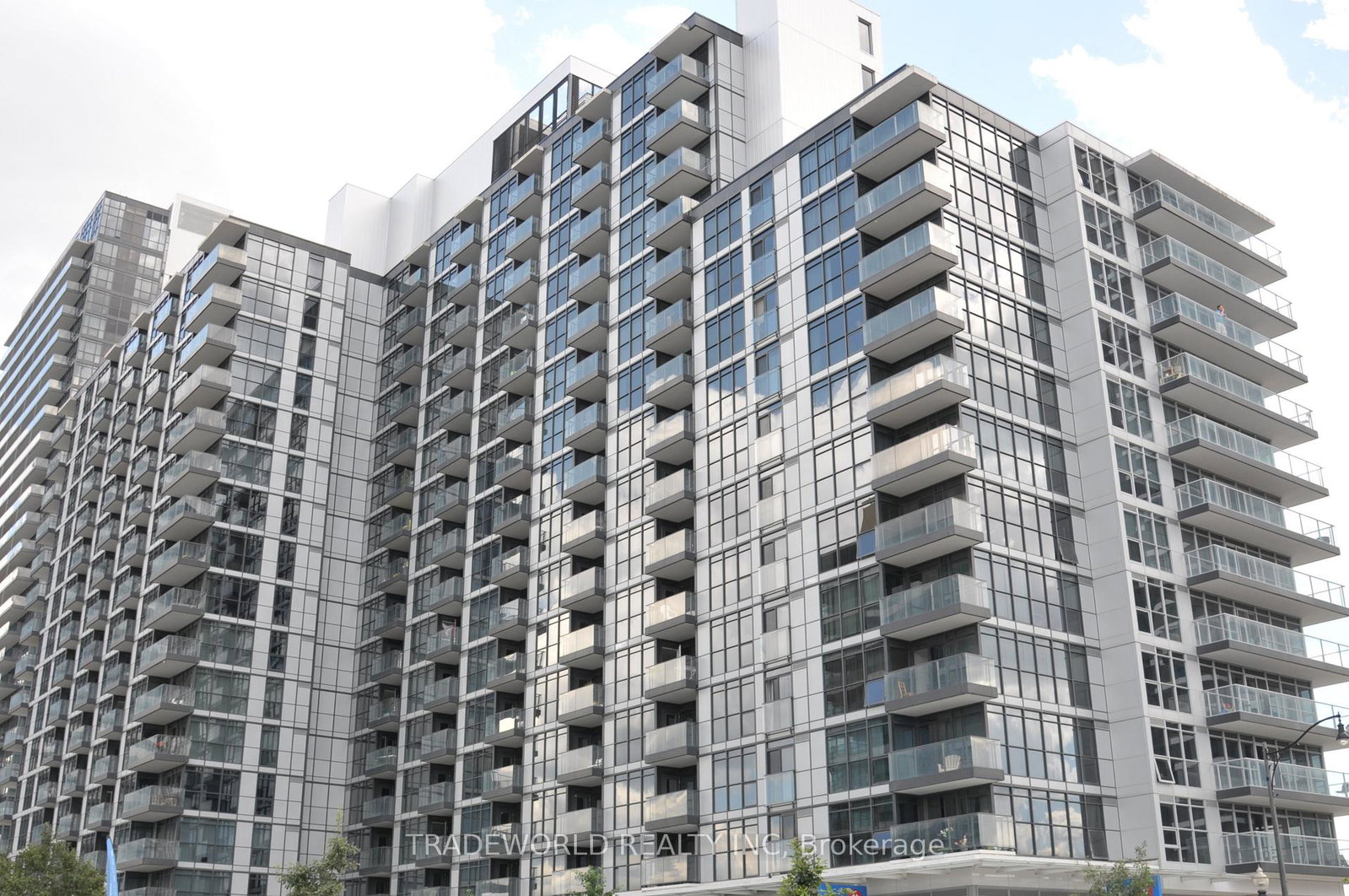 19-singer-court-north-york-ontario-c13049236