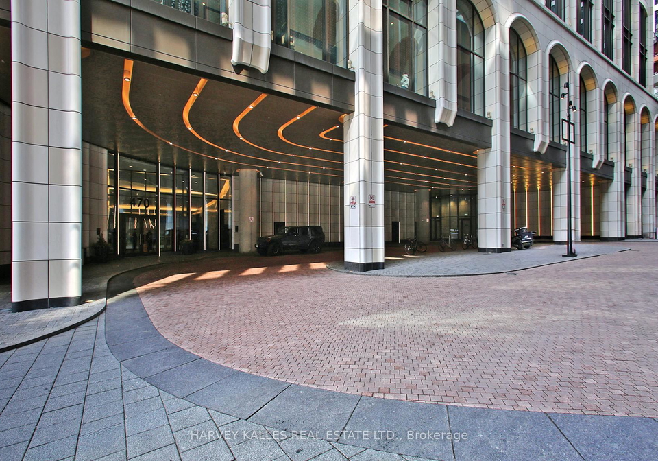 470-front-street-toronto-ontario-c13049572