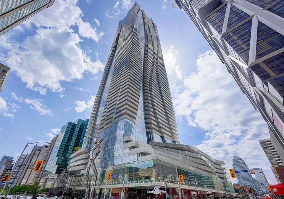 1-bloor-street-e-toronto-ontario-c13049760