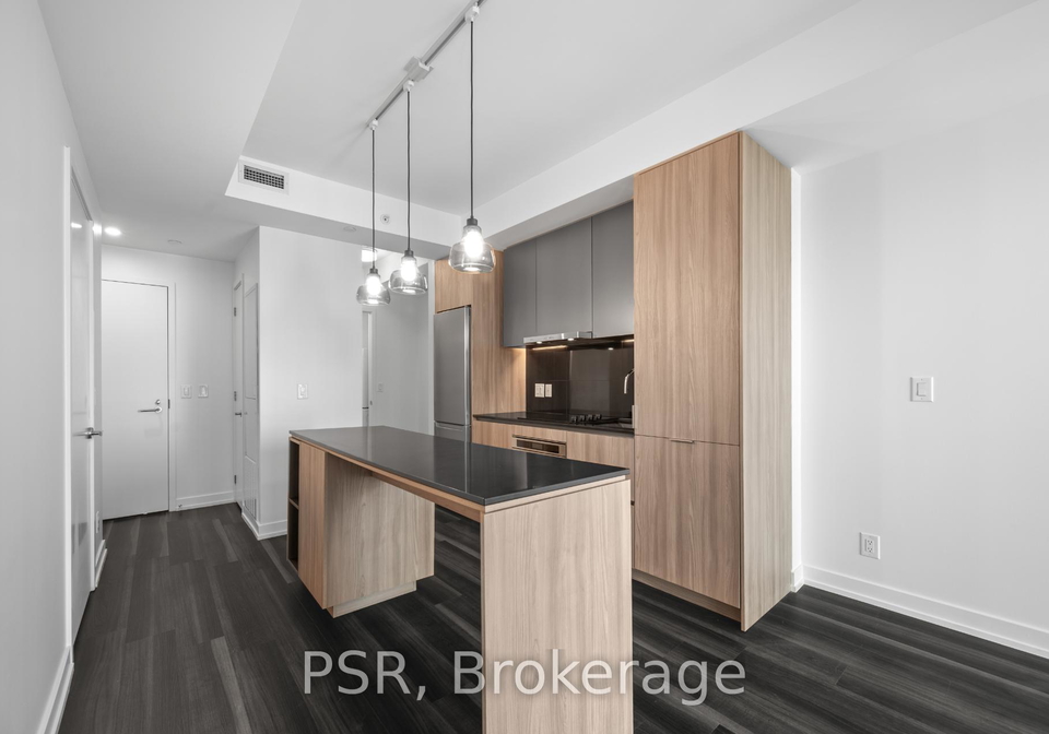 11-ordnance-street-toronto-ontario-c13050040