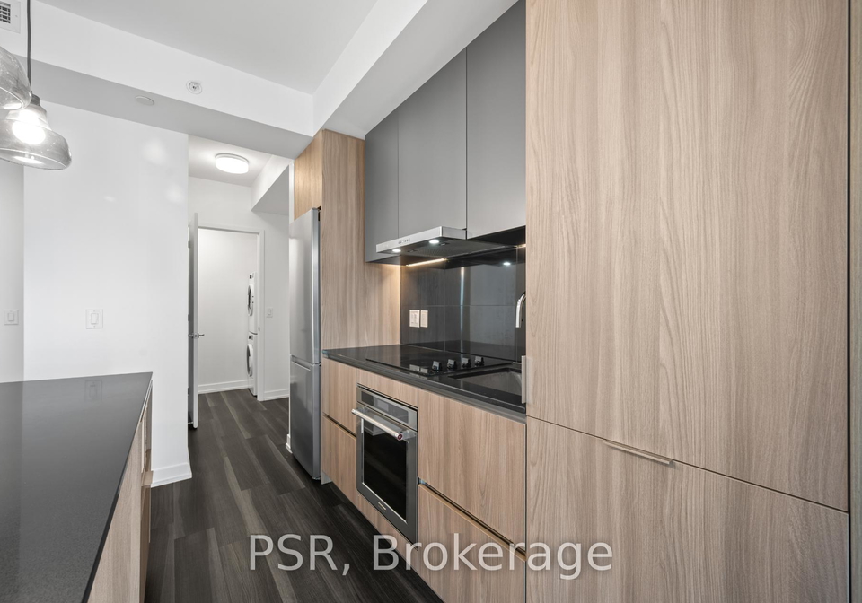 11-ordnance-street-toronto-ontario-c13050040