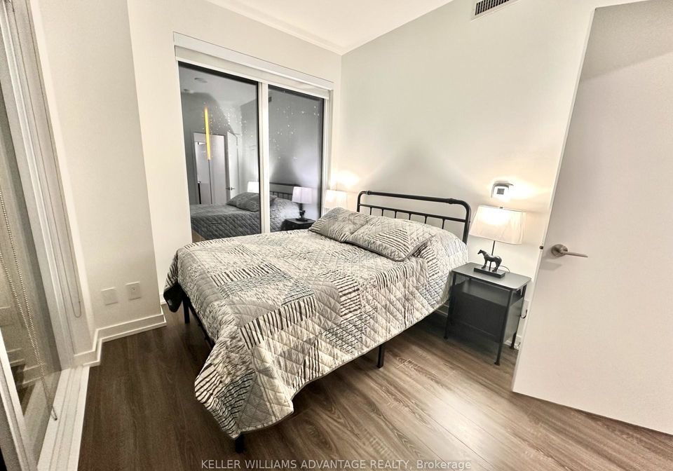 20-edward-street-toronto-ontario-c13050050