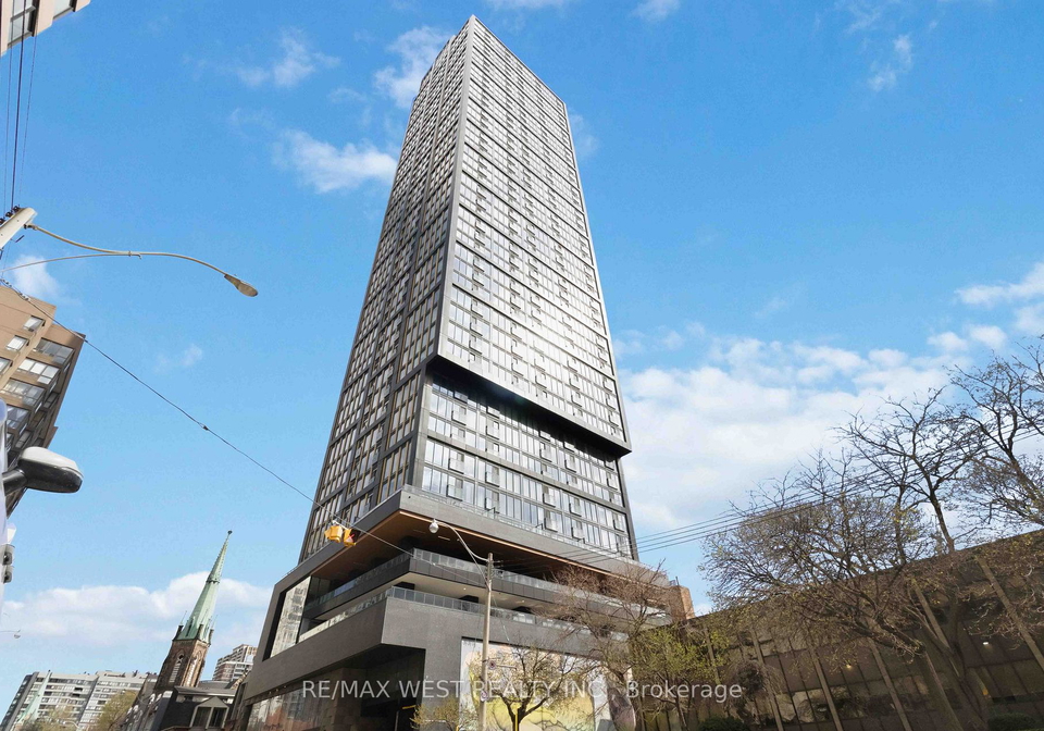 319-jarvis-street-toronto-ontario-c13050212