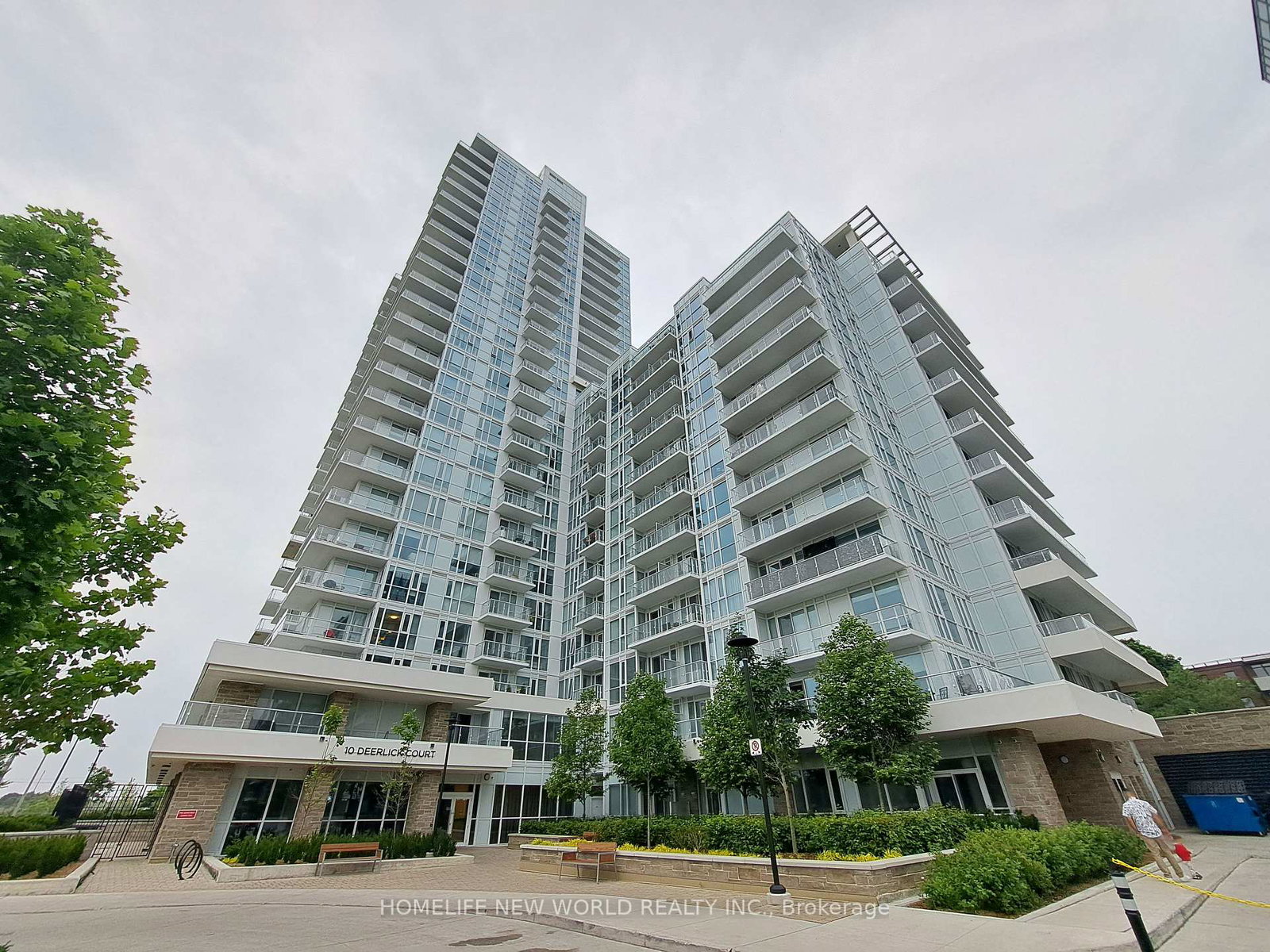 10-deerlick-court-north-york-ontario-c13050418