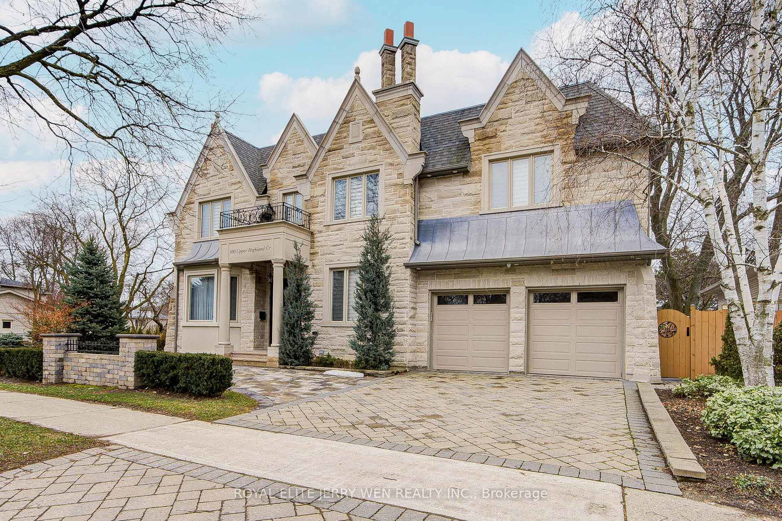 300-upper-highland-crescent-north-york-ontario-c13050454