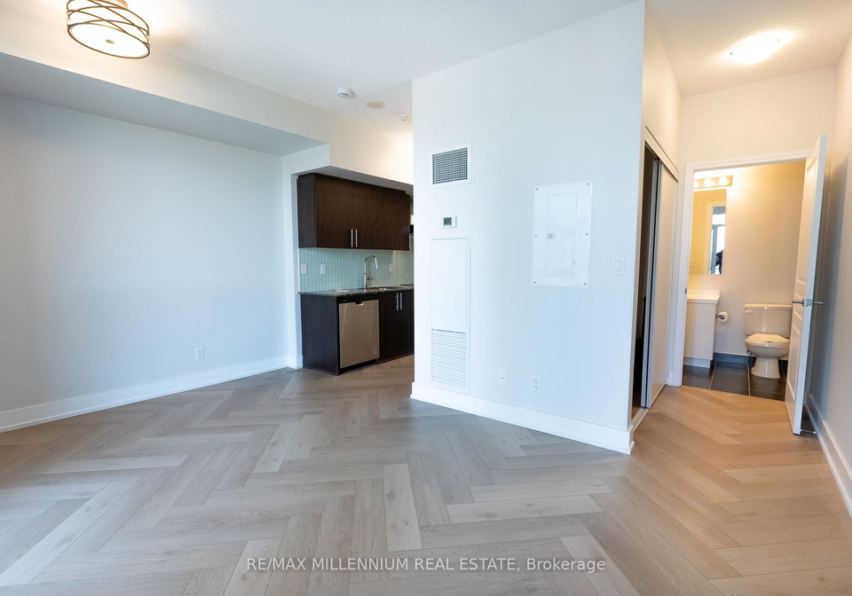 352-front-street-w-toronto-ontario-c13050656