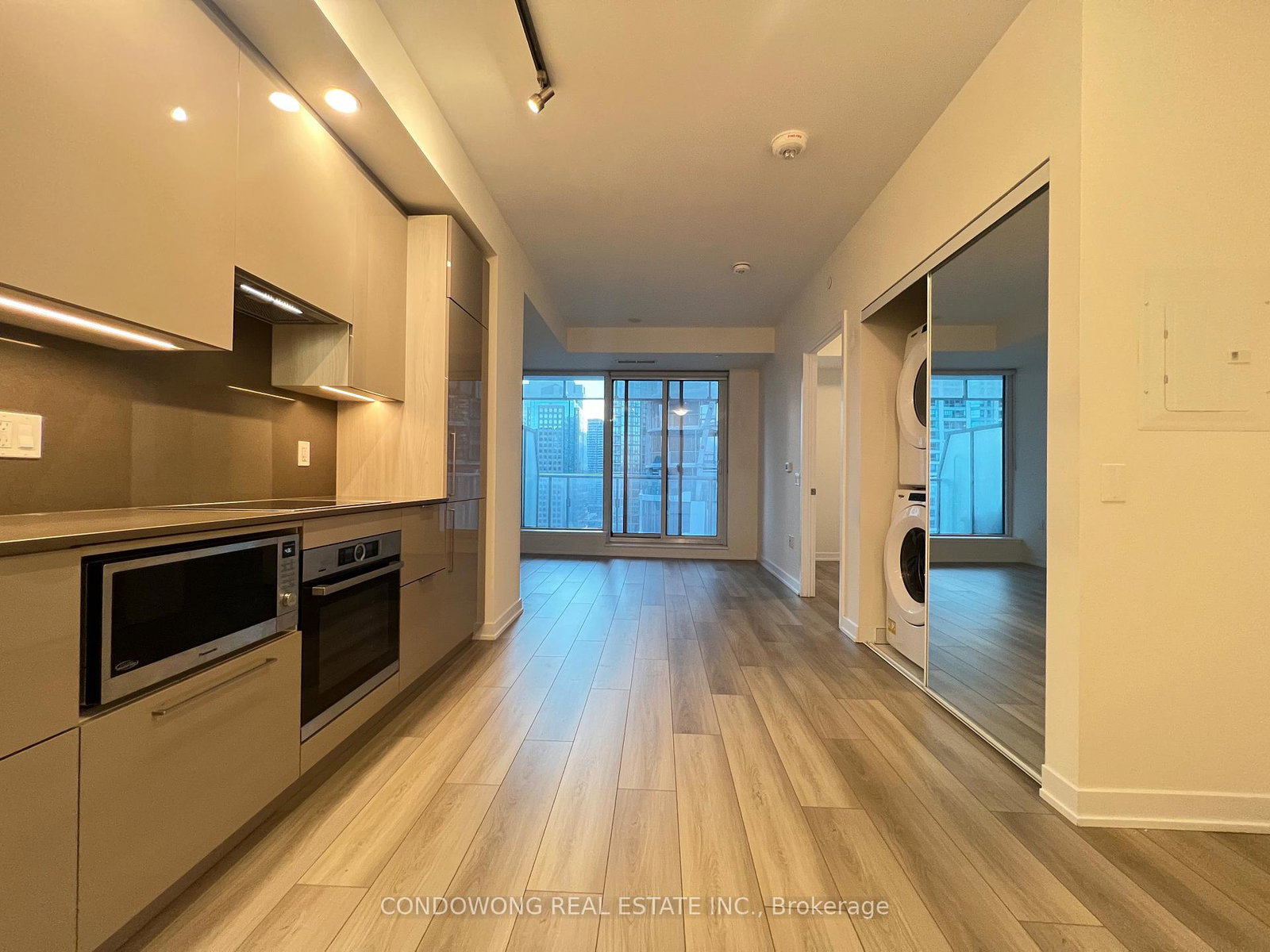 28-freeland-street-toronto-ontario-c13050718