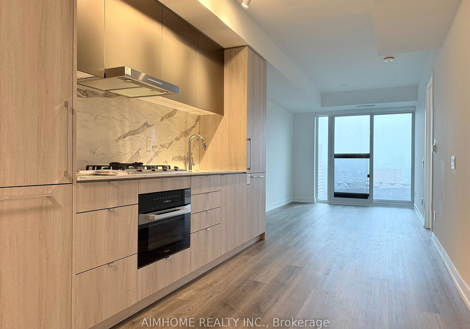 771-yonge-street-toronto-ontario-c13050968