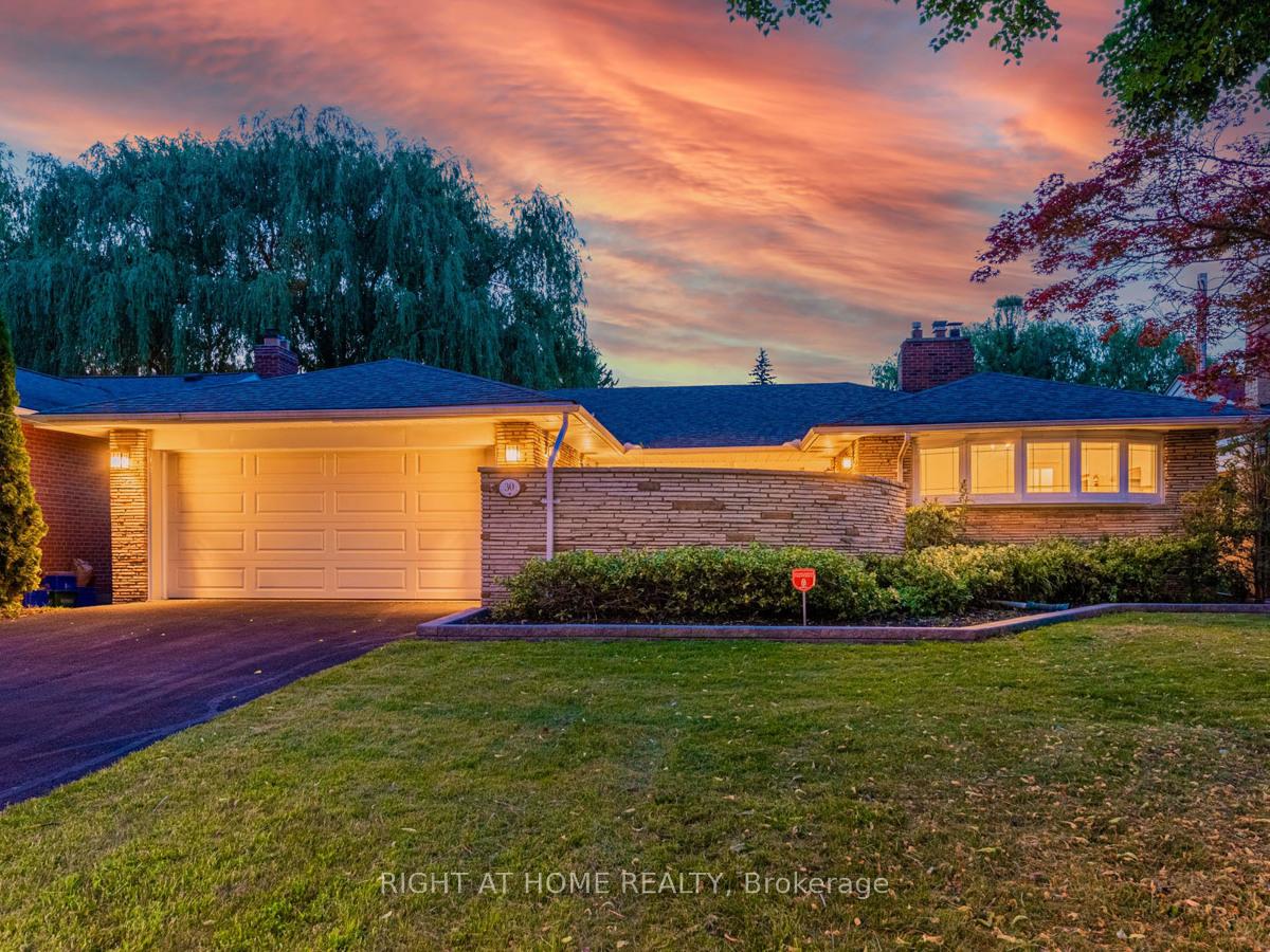 30-hawksbury-drive-north-york-ontario-c13051032