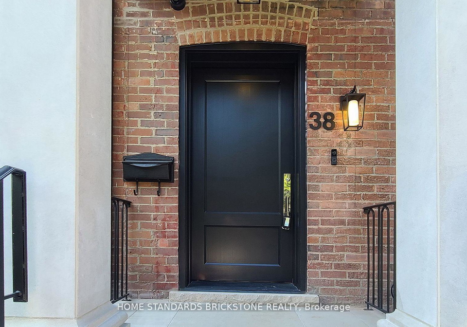 38-elgin-avenue-toronto-ontario-c13051156