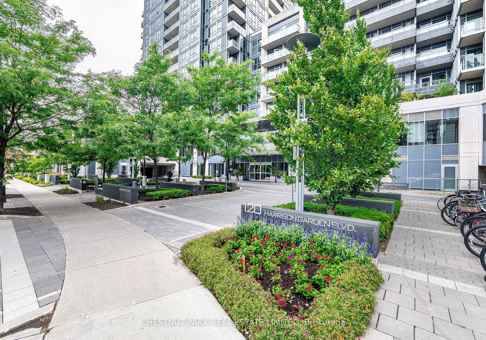 120-harrison-garden-boulevard-north-york-ontario-c13051262