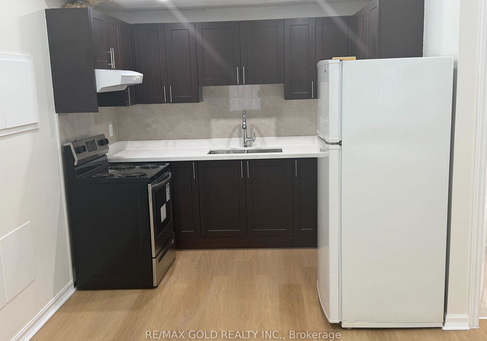 150-kenwood-avenue-toronto-ontario-c13051406