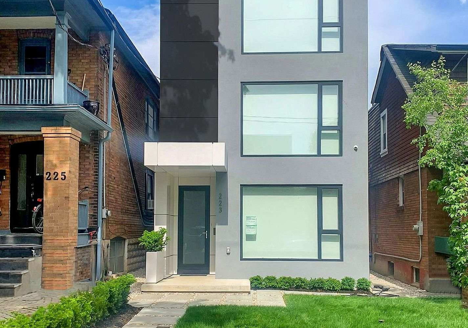 223-wychwood-avenue-toronto-ontario-c13051772