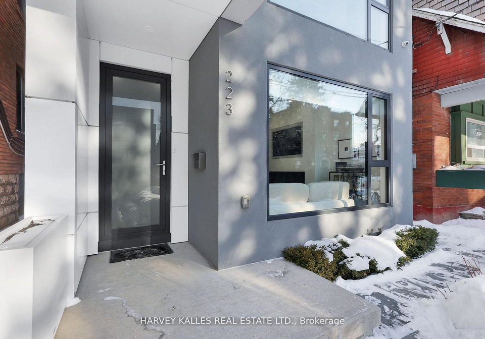223-wychwood-avenue-toronto-ontario-c13051772