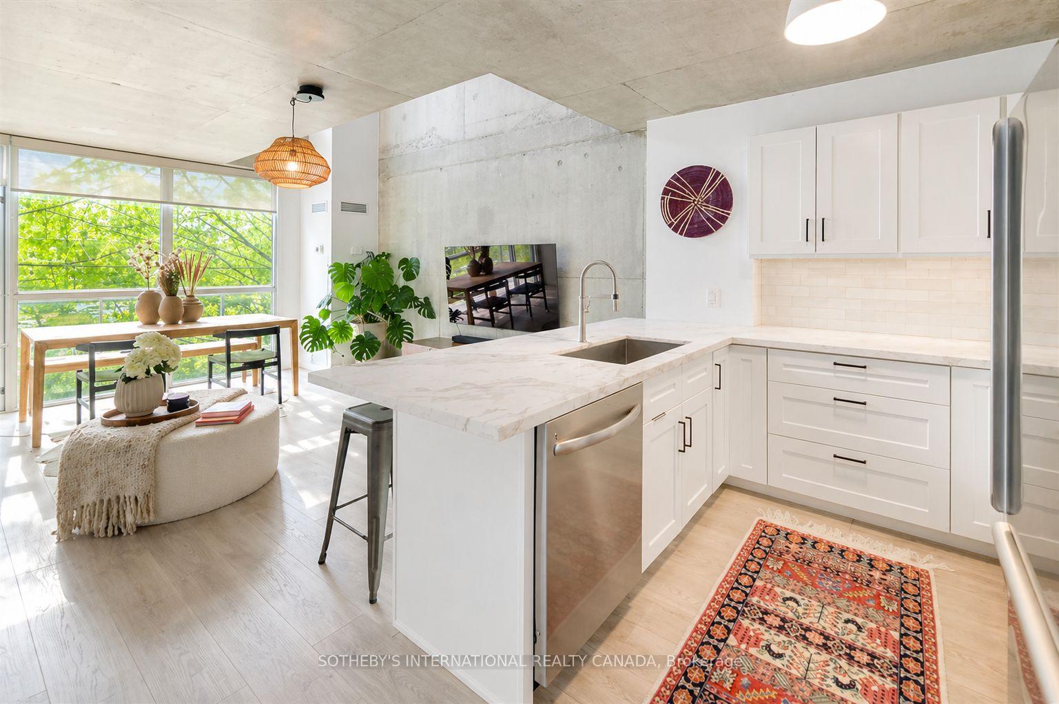 954-king-street-w-toronto-ontario-c13051864