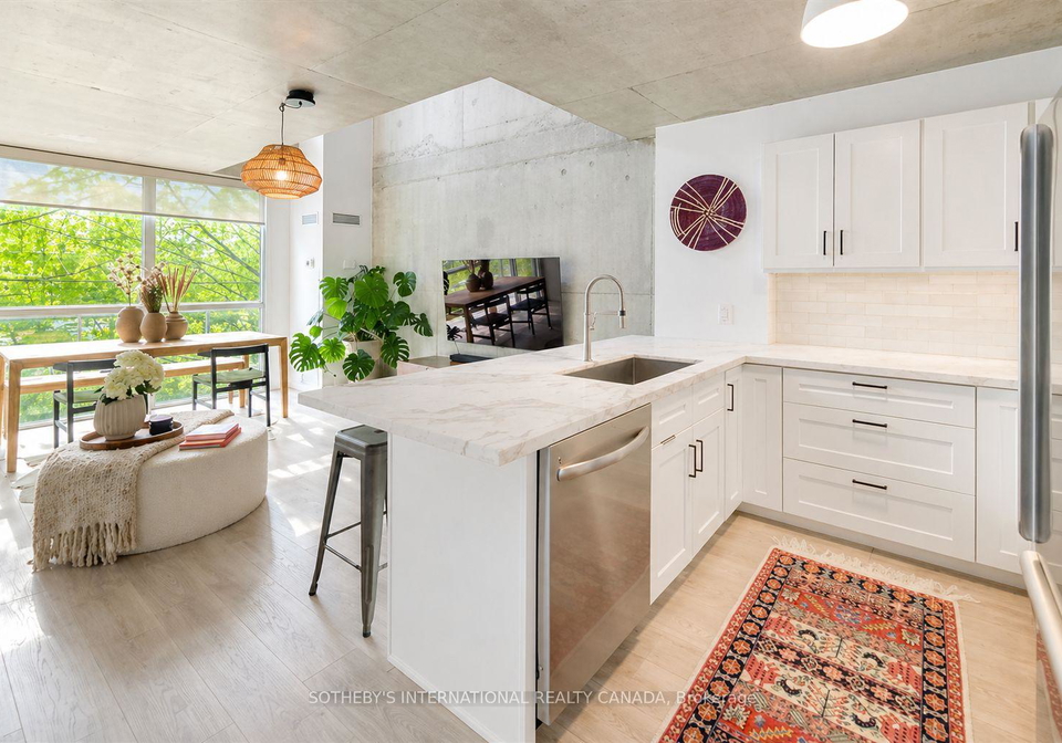 954-king-street-w-toronto-ontario-c13051864