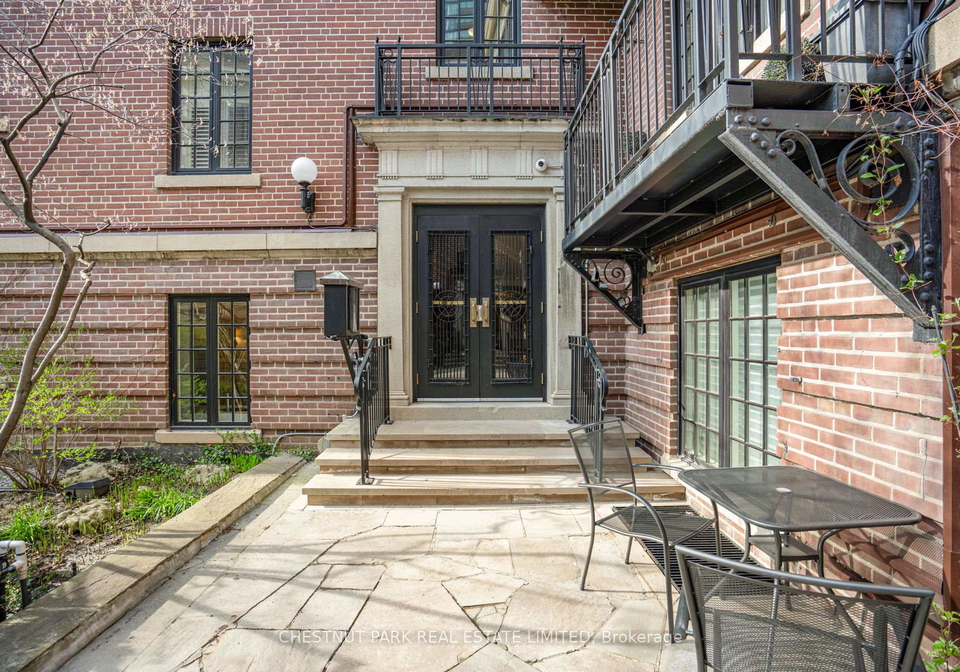 150-st-clair-avenue-w-toronto-ontario-c13052022