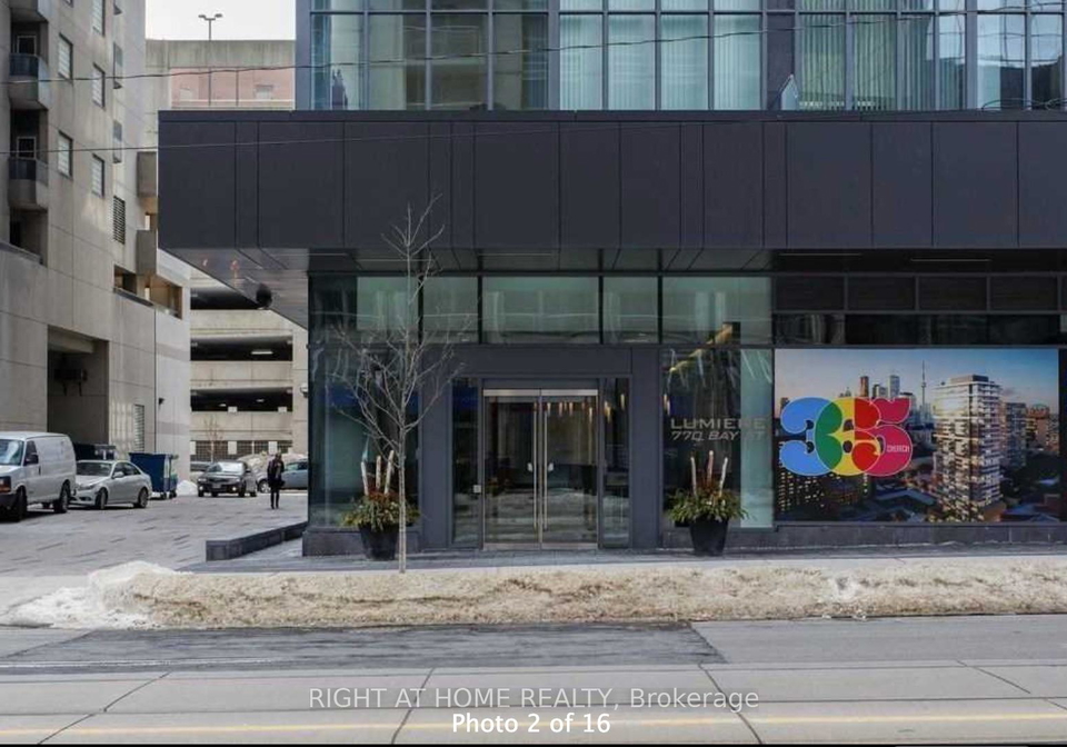 770-bay-street-toronto-ontario-c13052224