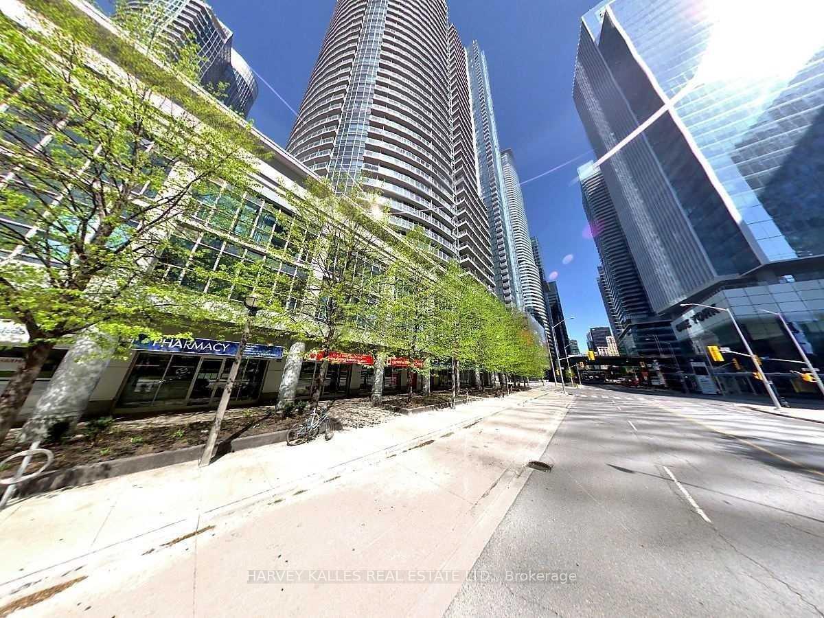 8-york-street-toronto-ontario-c13052304